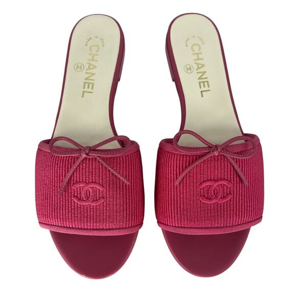 Chanel 2024 Dark Pink Embroidered CC Logo Bow Tie Mule Slide Flat Sandal - Picture 3 of 16